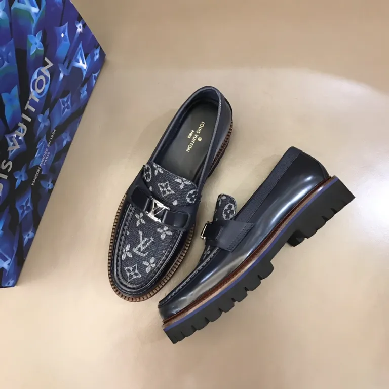 Louis Vuitton Shoe 